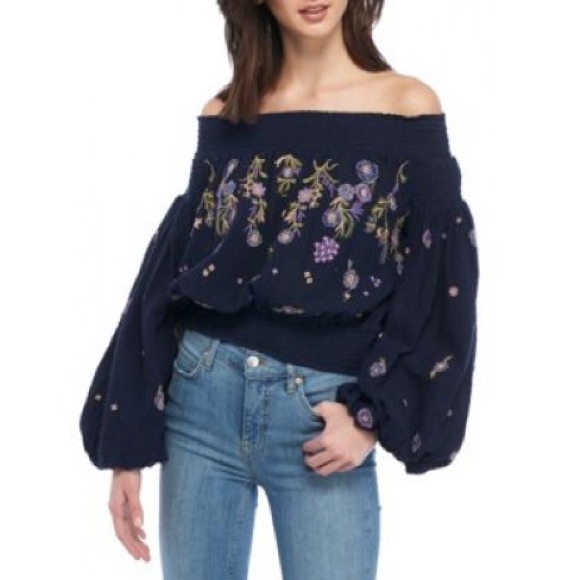 New Free People Saachi Smocked Off-T-Shoulder Top - Picture 8 of 8